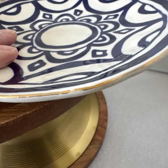 Set Of 2 Hand Painted 6.25” Blue And White Plate/Trinket Dishes Gold Rims - Picture 9 of 16